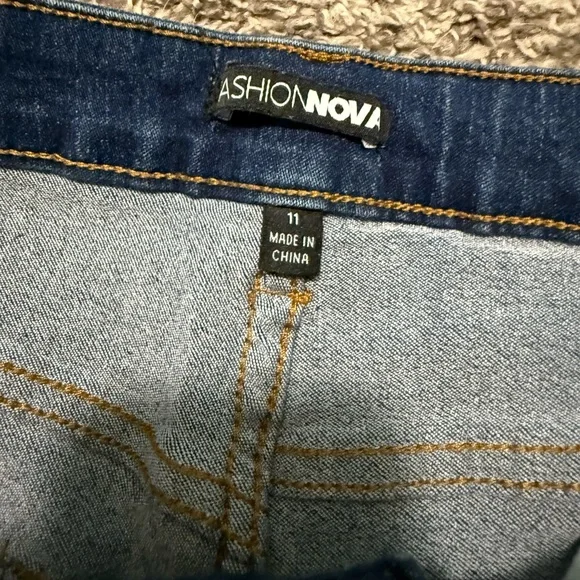 Fashion Nova High Waisted Dark Blue Skinny Jeans - Picture 3 of 4